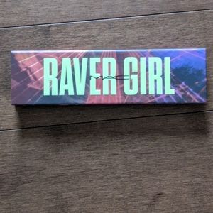 Mac pallet Raver Girl